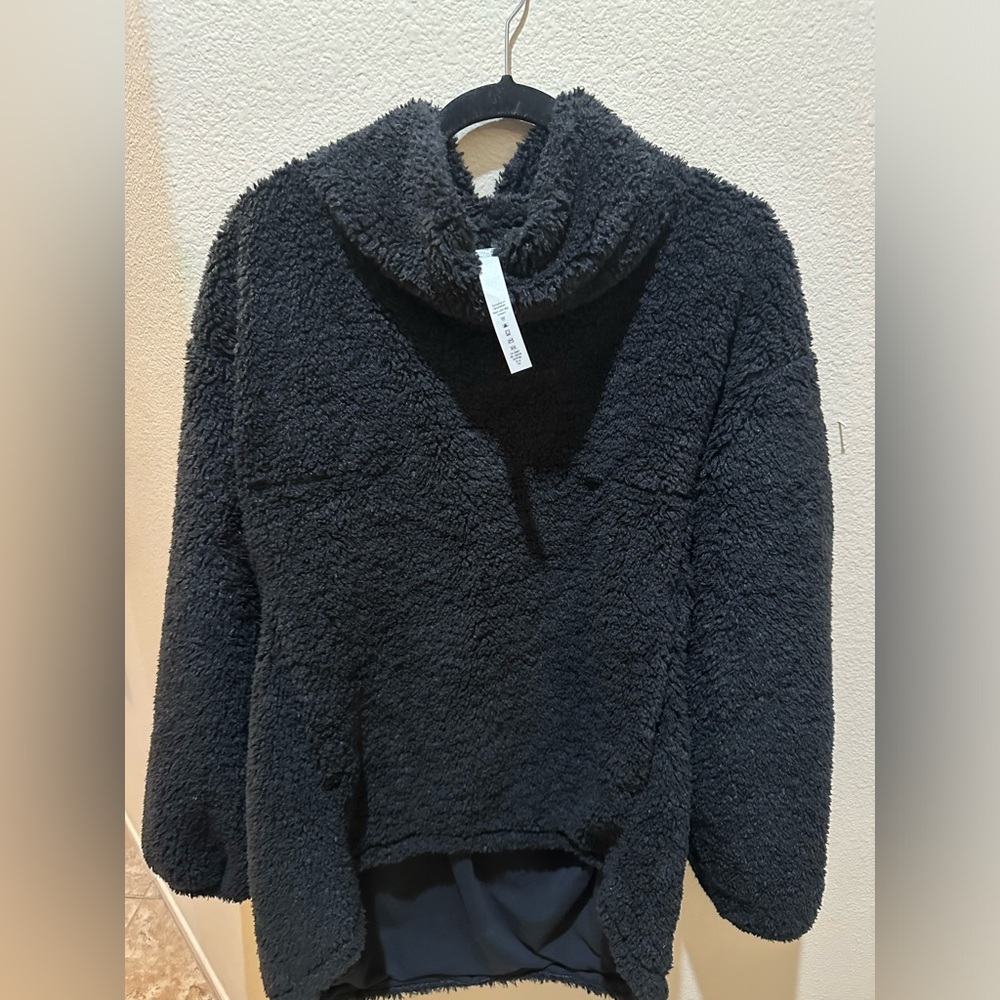 Lululemon Black Fleece Jacket